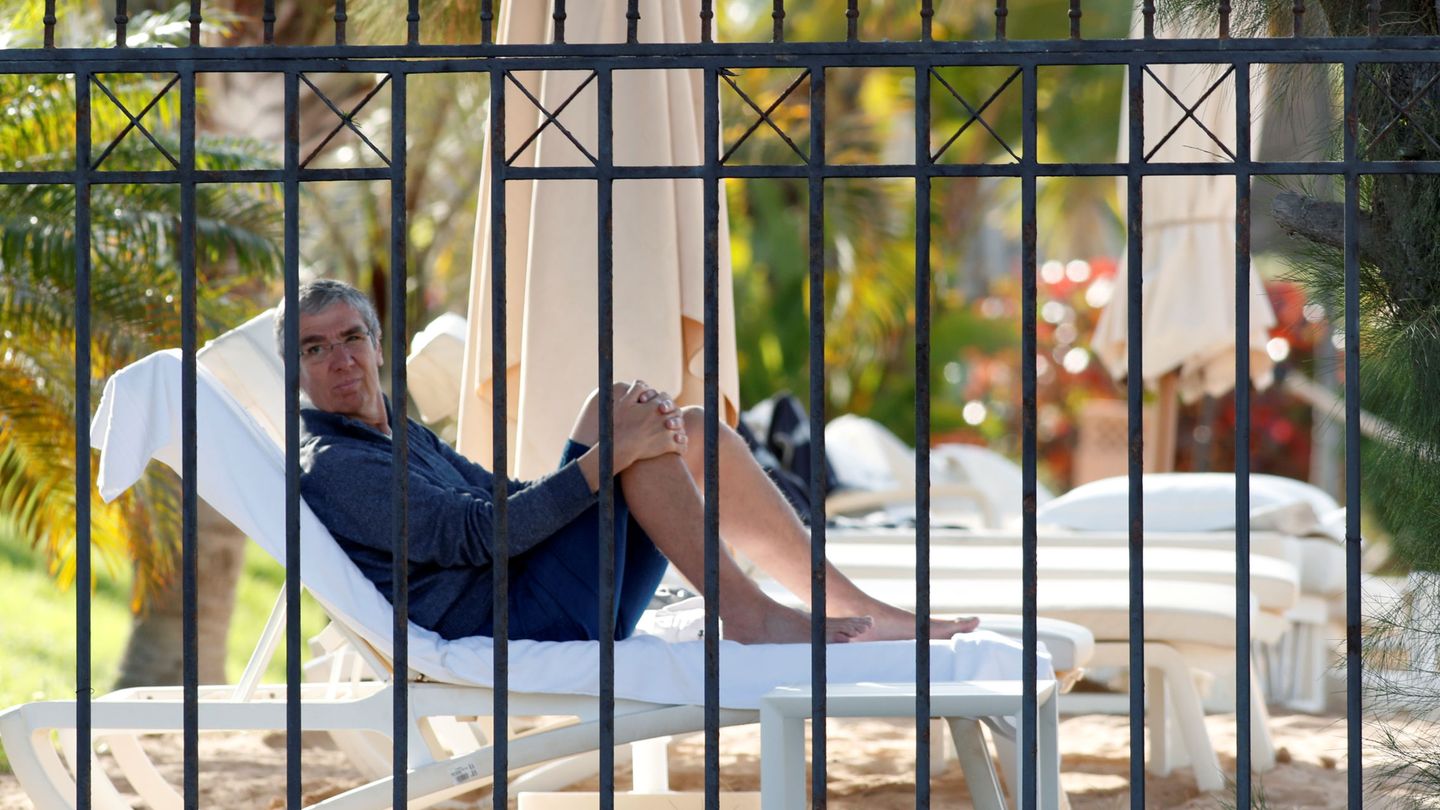 Uno de los turistas aislado en el hotel H10 Costa Adeje de Tenerife. (Reuters)