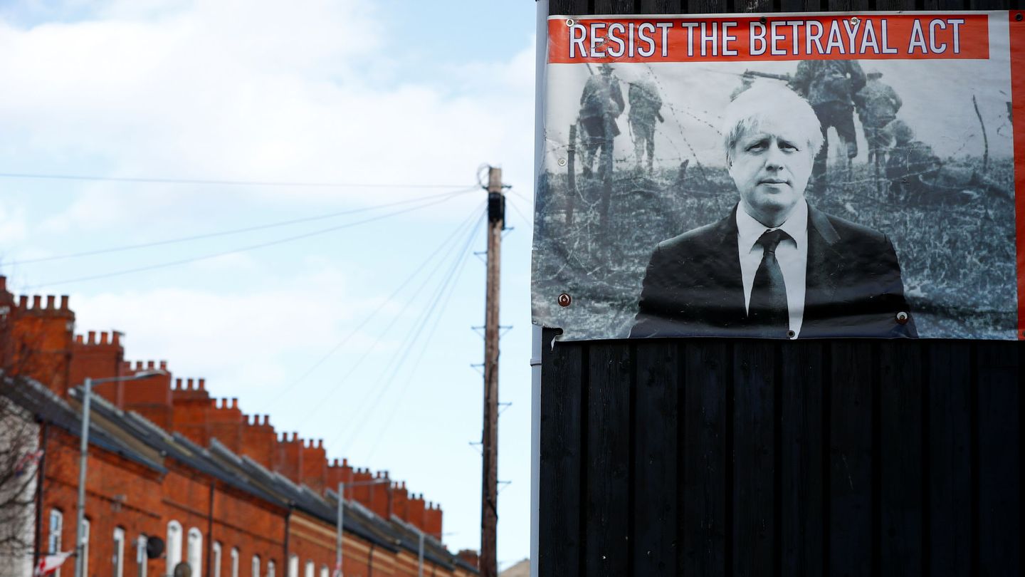 Cartel contra Borish Johnson en Belfast, Irlanda del Norte. (Reuters)