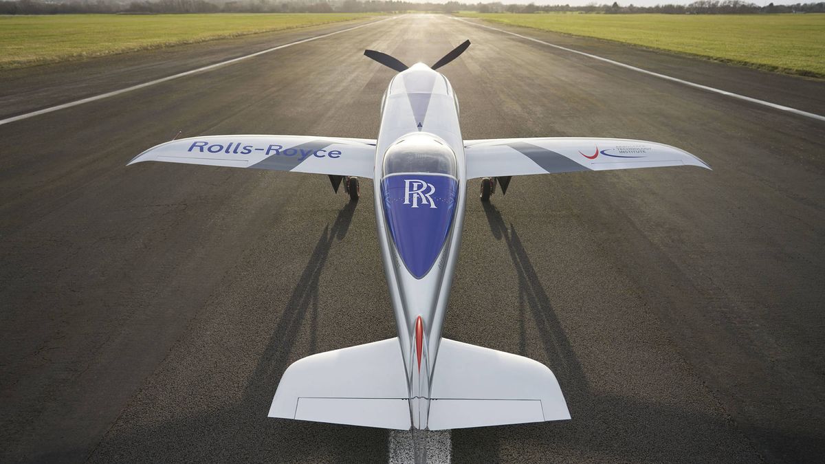 El avión eléctrico más rápido del mundo está listo para despegar 