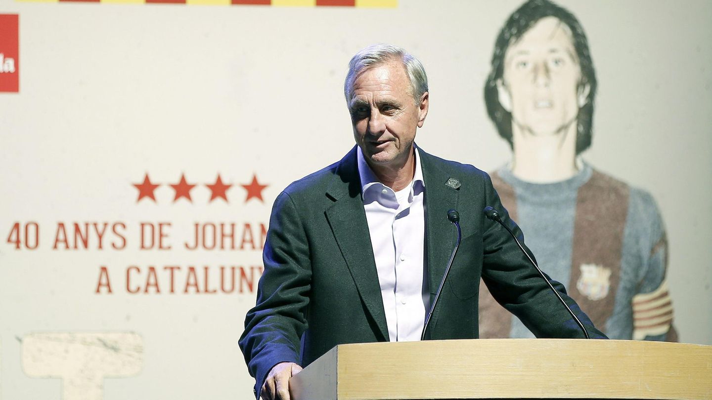 Johan Cruyff era el entrenador del Barcelona en esa temporada. (EFE/Enric Fontcuberta)
