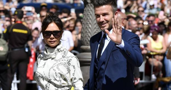 Foto: Los Beckham en la boda de Sergio Ramos y Pilar Rubio. (Cordon Press)