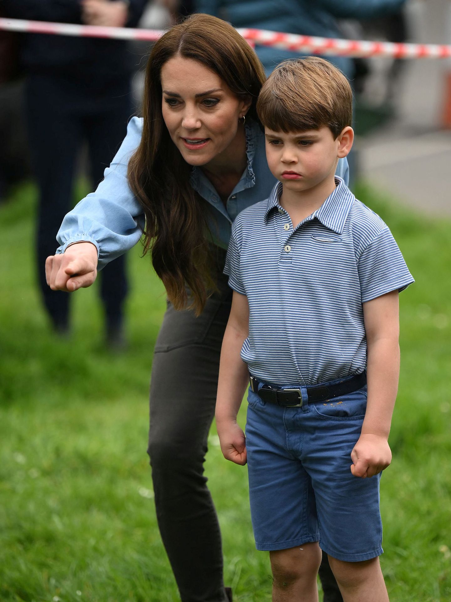Kate Middleton, junto a Louis, hace unos meses. (Reuters/Daniel Leal)