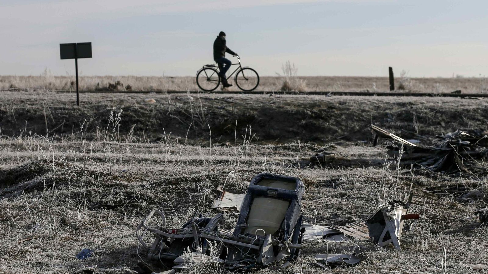 Foto: Imagen de la zona donde cayó el vuelo MH17 de Malaysia Airlines en el este de Ucrania. (Reuters)