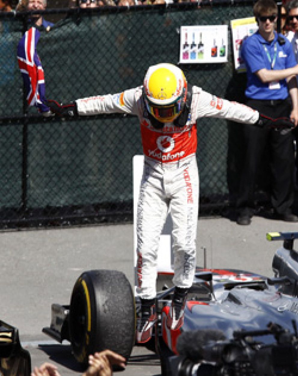 Foto: Hamilton desafía el caos de McLaren