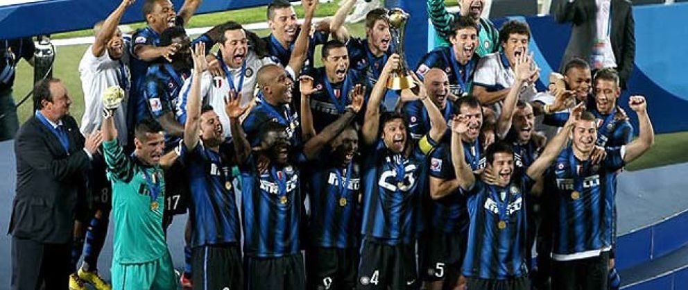 Foto: El Mundialito sólo trae malos recuerdos a Benítez: Mou y su destitución en el Inter