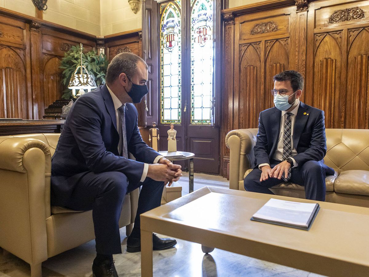 Foto: Jordi Ballart junto a presidente de la Generalitat Pere Aragonès. (Twitter @ajterrassa)