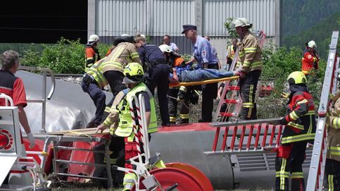 Al menos cuatro muertos y decenas de heridos tras descarrilar un tren en Baviera (Alemania)