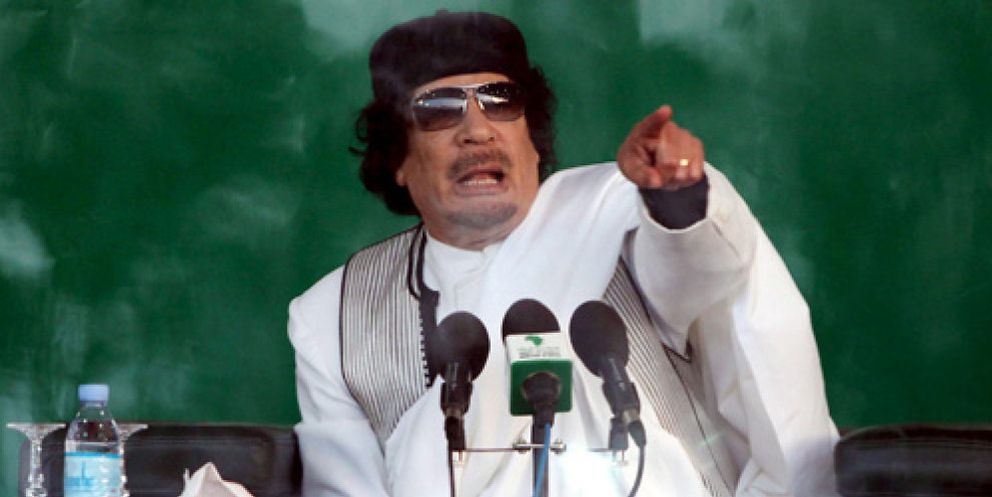 Foto: Gadafi amenaza con atentados en Europa en represalia por los ataques de la OTAN