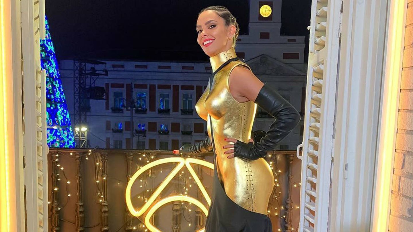 Cristina Pedroche, en el balcón de la Puerta del Sol en 2019. (Instagram)