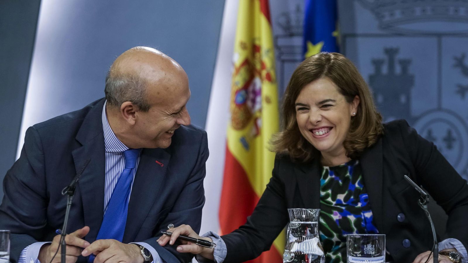 Foto: La vicepresidenta del Gobierno español, Soraya Sáenz de Santamaría, (dch), y el ministro de Educación, Cultura y Deporte, José Ignacio Wert (EFE)