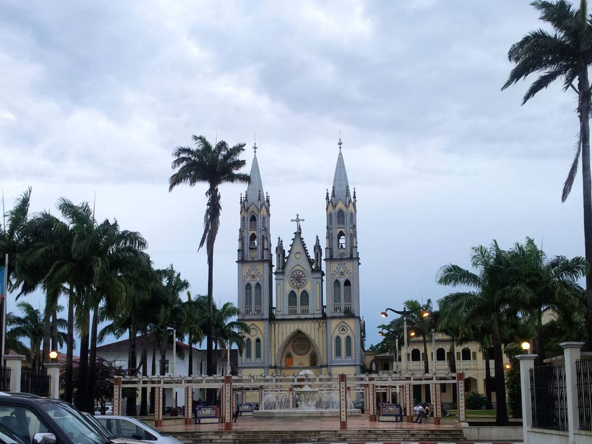 Foto: La catedral de Malabo, capital de Guinea Ecuatorial. (Wikimedia Commons)