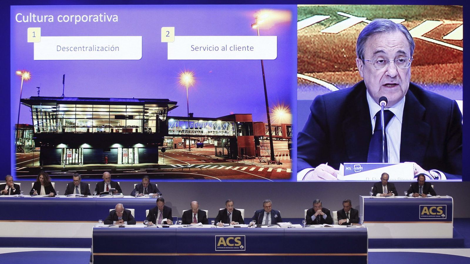 Foto: El presidente del grupo ACS, Florentino Pérez, durante una asamblea de la constructora. (EFE)