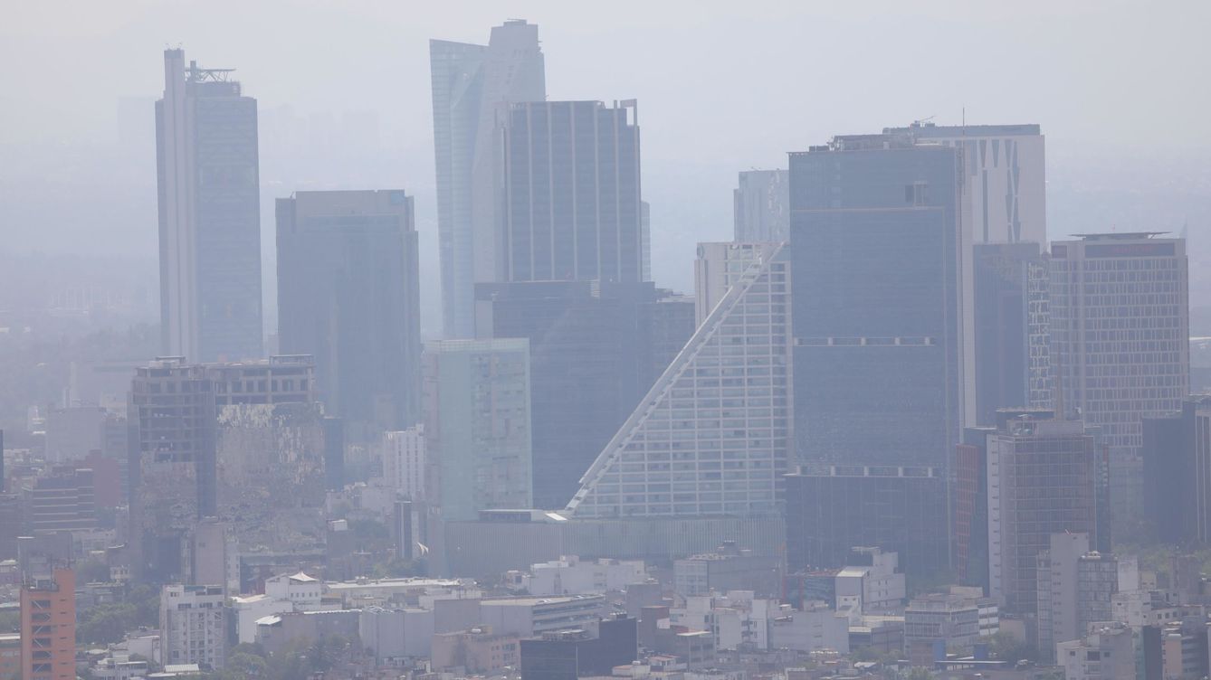 Foto: El nivel de contaminación es un síntoma de fracaso, no de éxito económico. (EFE/Sashenka Gutierrez)