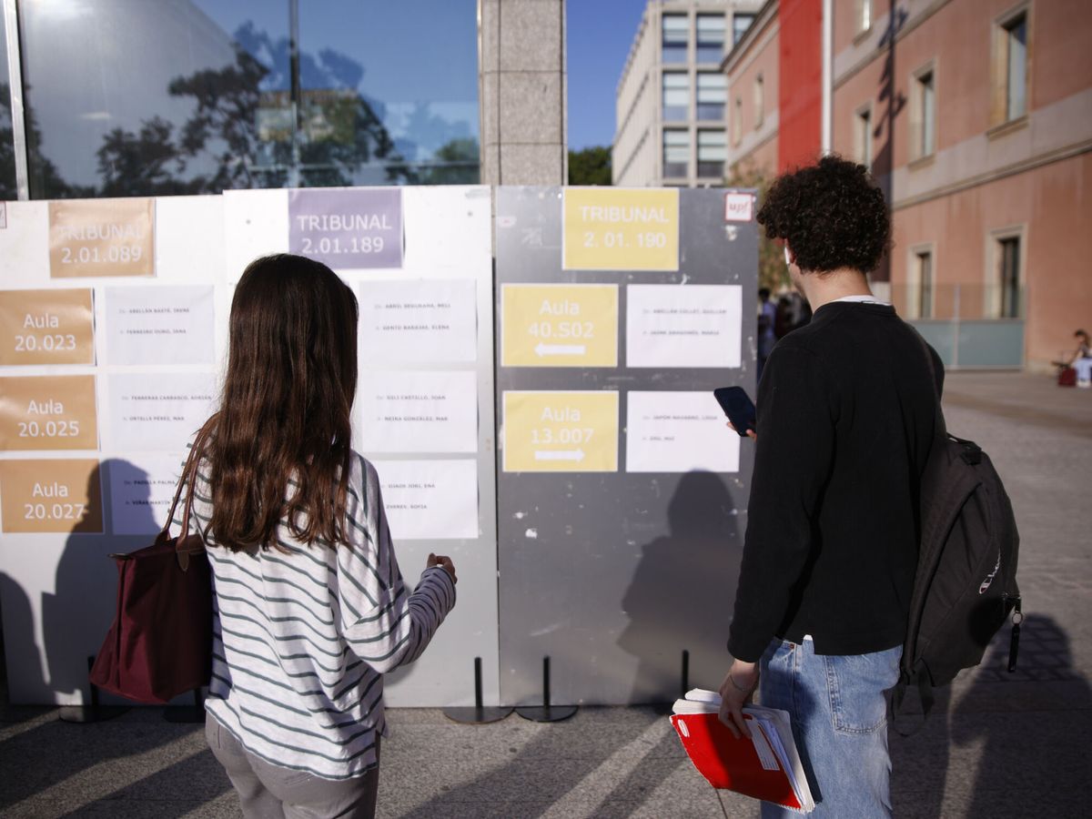 Foto: ¿Cuándo se publican las notas de selectividad 2024 en España? Fechas de Madrid, Cataluña, Andalucía y resto de CCAA (Europa Press/Kike Rincón)