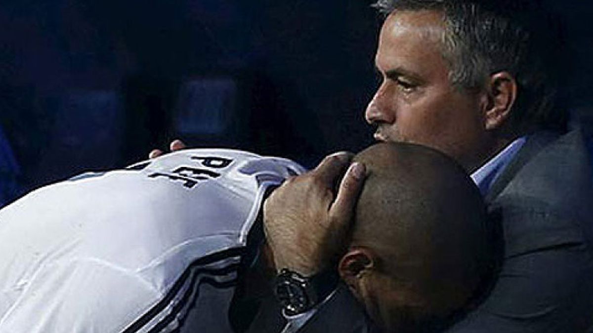 Mourinho 'paga' con la lesión de Varane su obsesión por castigar a Pepe