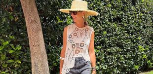 Post de Amelia Bono tiene la camisa blanca de Zara ideal para ir a la playa