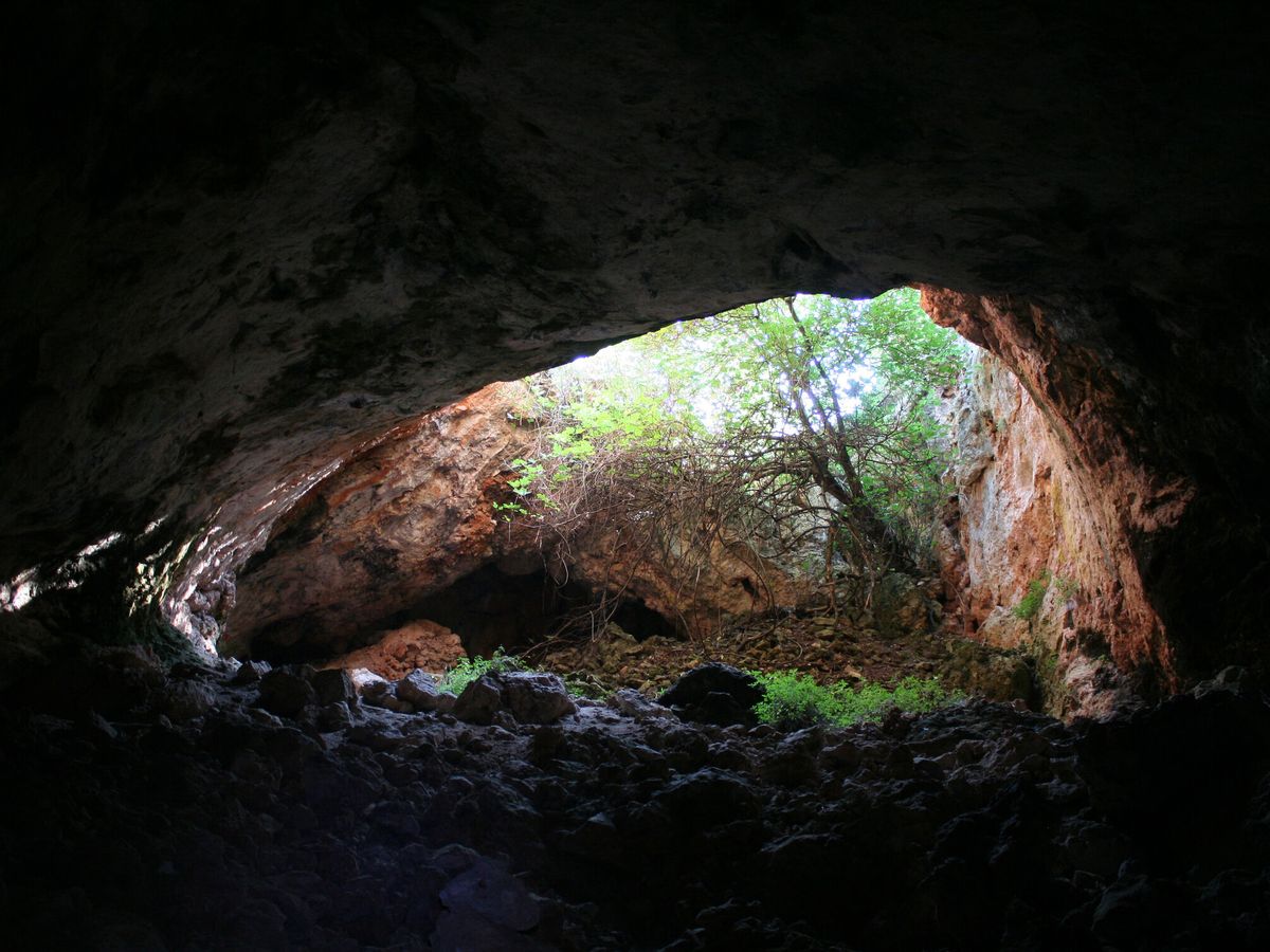 Foto: La cueva de los mármoles, en Priego de Córdoba (EFE)