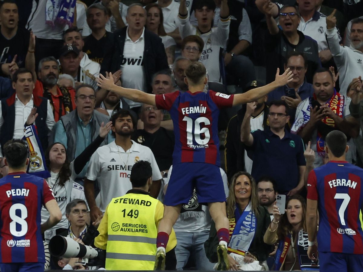 Foto: Fermín López celebra su gol ante el Real Madrid. (EFE/Juanjo Martín)