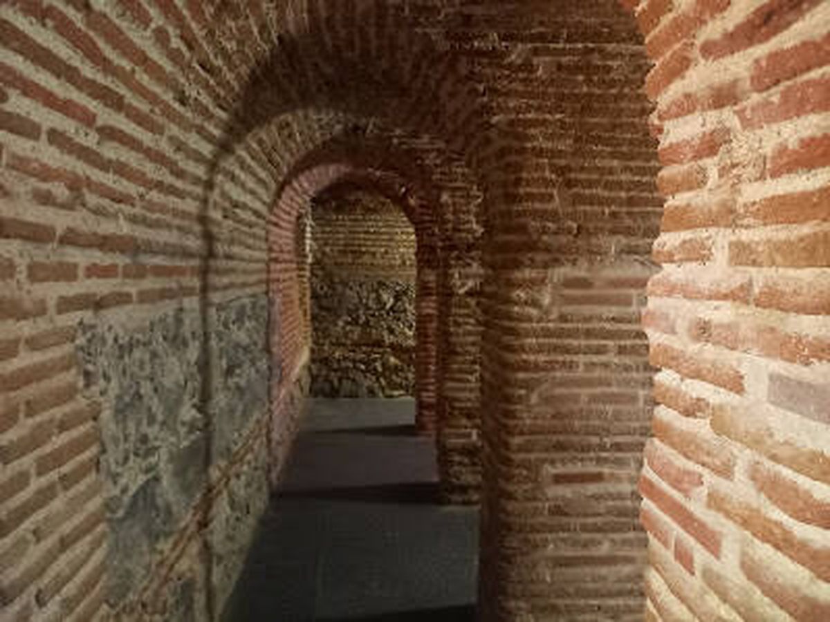Foto: En la Cárcel de la Corona todavía se pueden ver los restos de los muros. (SIEMA Matritensis)
