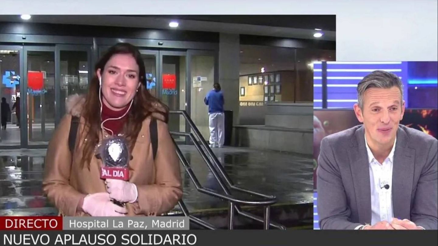 La reportera Lidia Ruiz y Joaquín Prat. (Mediaset)