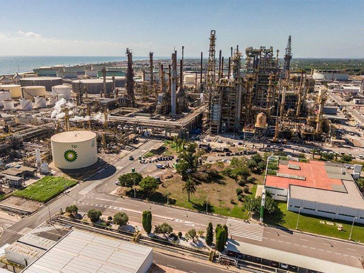 Foto: Refinería de BP en Castellón, donde quiere crear una planta de generación de hidrógeno verde. (BP)