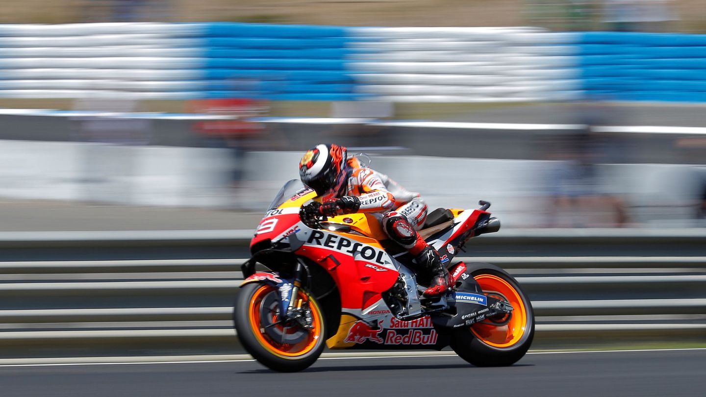 En sus cuatro primeras carreras con Honda, Jorge Lorenzo no ha pasado del 12º puesto. (Reuters)