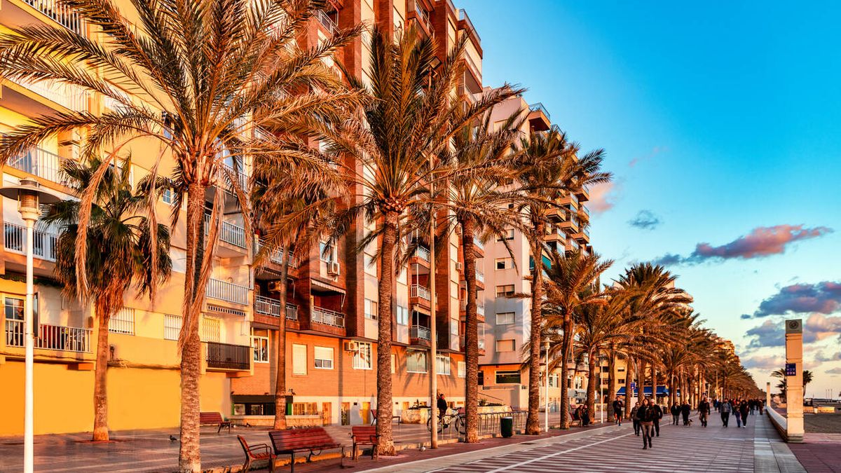 Ni Málaga ni Barcelona: esta es la ciudad más feliz de España, según Spain Happy Index