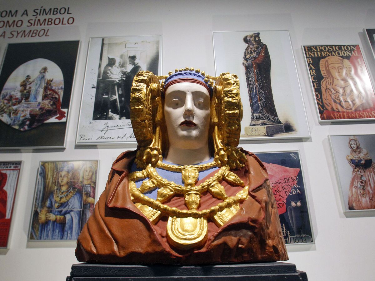 Foto: La Universidad de Alicante presenta la exposición "La dama de elche: el nacimiento del icono". (EFE/Morell)