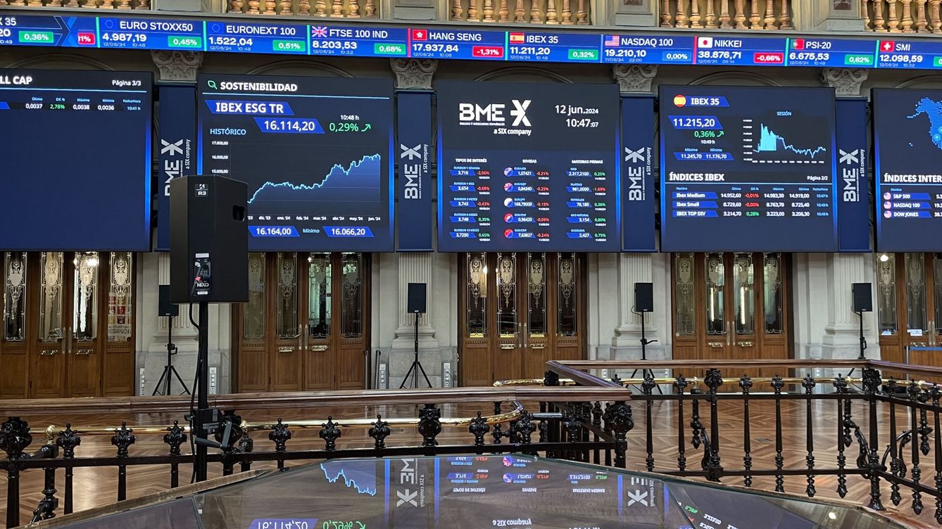 Foto: Bolsa e Ibex 35, en directo | Última hora de los mercados (EFE / Ana Bornay)