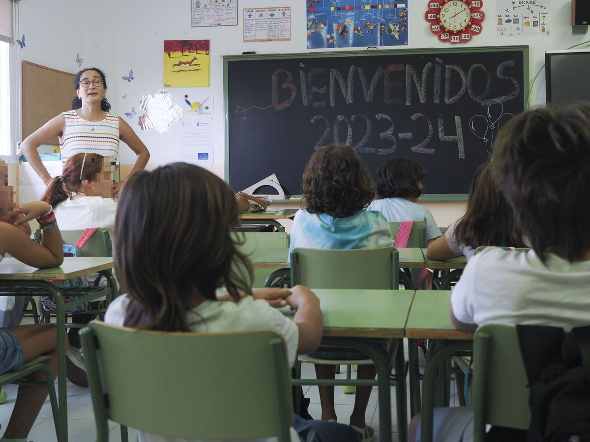 Foto: El primer día de clase en un colegio de Valladolid. (EFE/R. García)