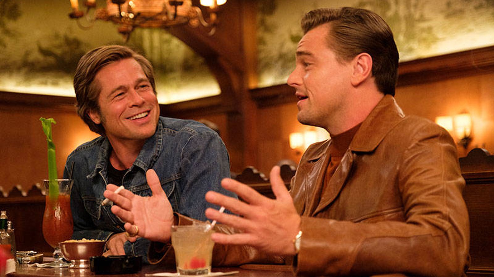 Foto: Brad Pitt y Leonardo Di Caprio en una escena de 'Érase una vez en Hollywood'. (Sony Pictures)