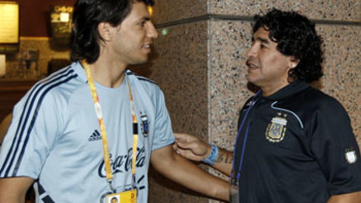 Maradona y Agüero grabaron una canción para Giannina