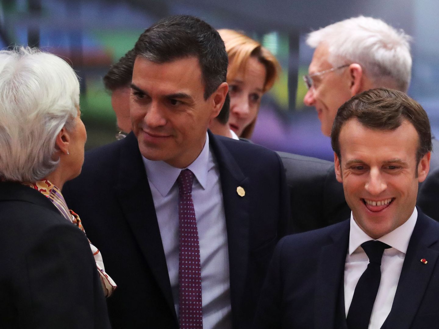 Pedro Sánchez, presidente del Gobierno, junto su homólogo francés y la presidenta del BCE. (Reuters)