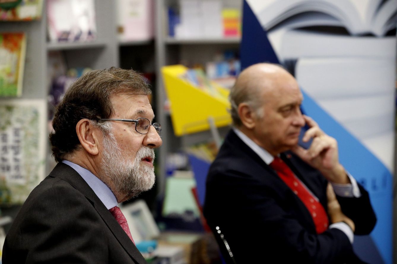 El expresidente del gobierno Mariano Rajoy en la presentación del libro del exministro del Interior, Jorge Fernández Díaz. (EFE)