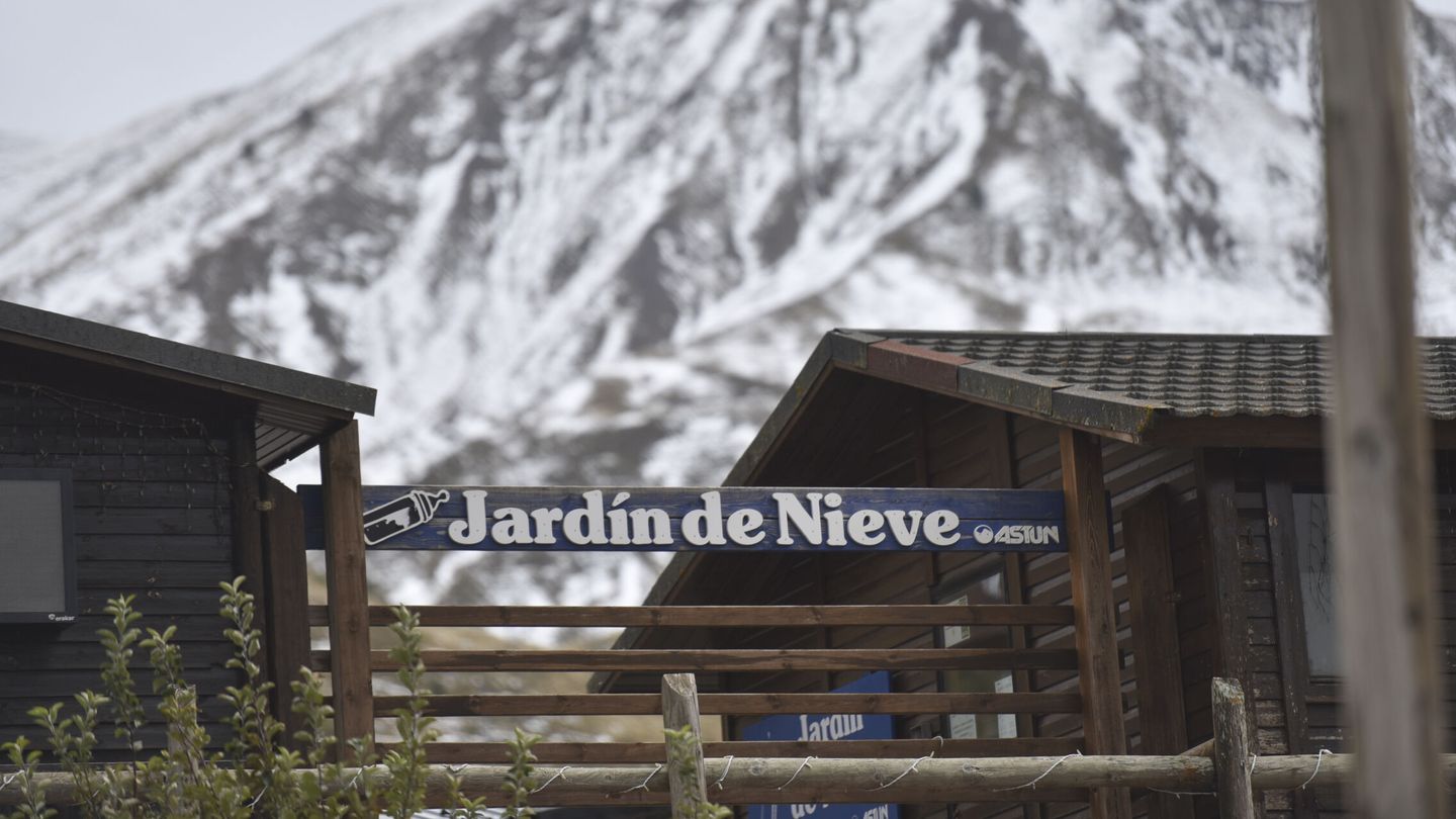 Vista del Pirineo aragonés al inicio de la temporada de esquí. (Europa Press/Verónica Lacasa)