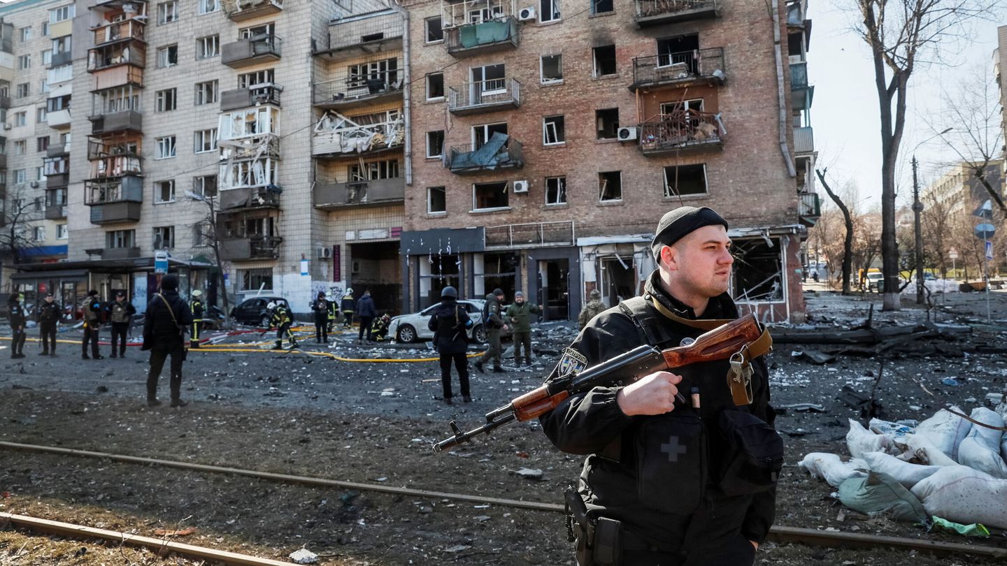 Bombardeos en Kiev. (Reuters/Gleb Garanich)