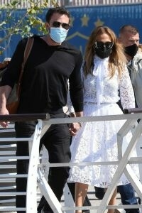 Jennifer Lopez y Ben Affleck desembarcan a lo grande en Venecia