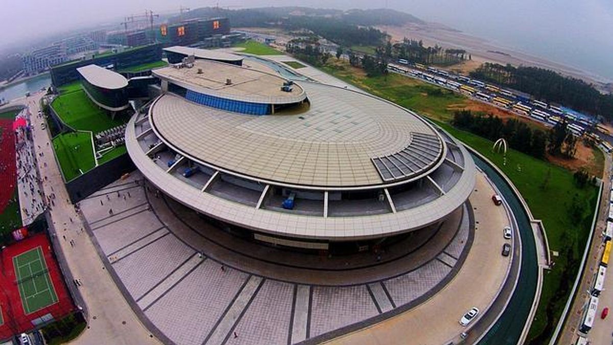 Un fan chino de 'Star Trek' construye una nave Enterprise para sus oficinas