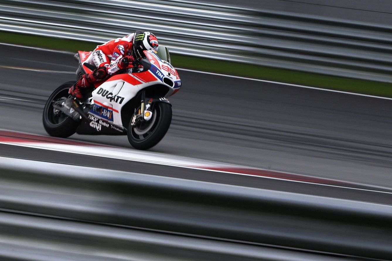 El fichaje de Jorge Lorenzo por Ducati es una de las grandes atracciones de la temporada (Fazry Ismail/EFE-EPA)
