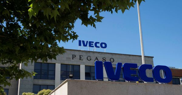 Foto: Vista de la sede de la empresa Iveco en San Fernando de Henares. (EFE)