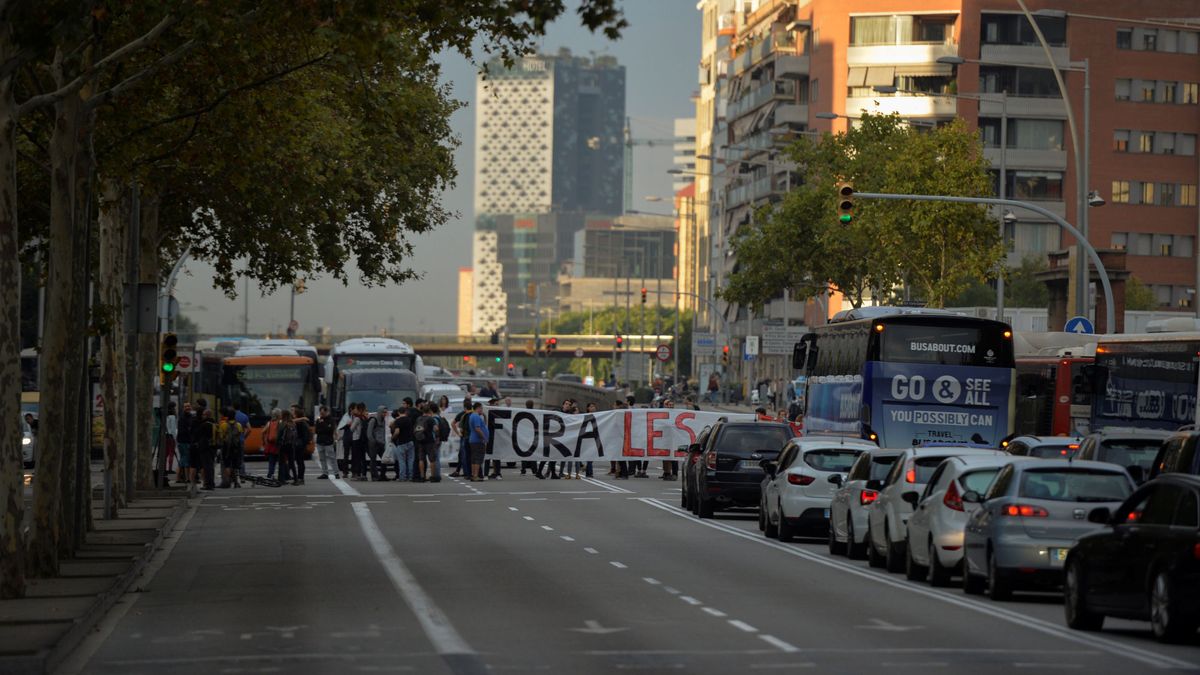 Huelga general en Cataluña: estas son las calles y carreteras cortadas al tráfico 