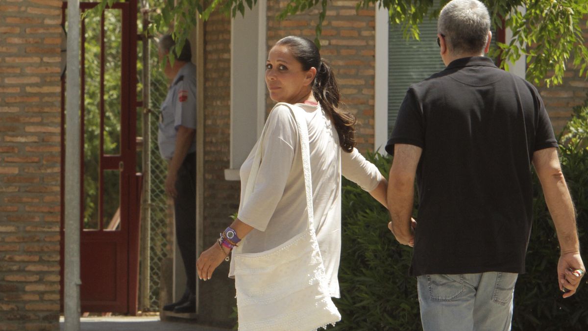Isabel Pantoja pide la suspensión de la pena de cárcel que cumple desde hace 9 meses