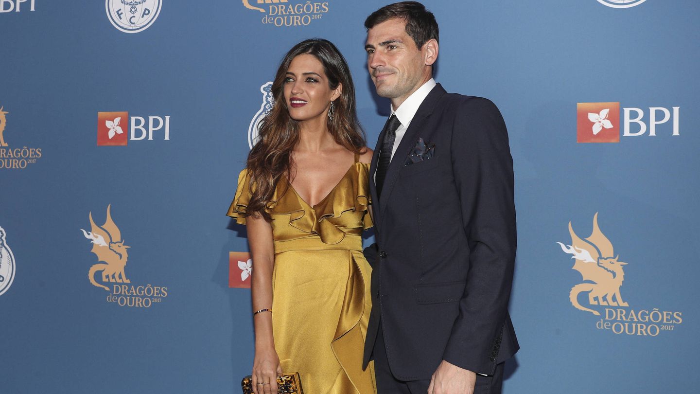 La periodista Sara Carbonero con su marido, Iker Casillas. (Getty)