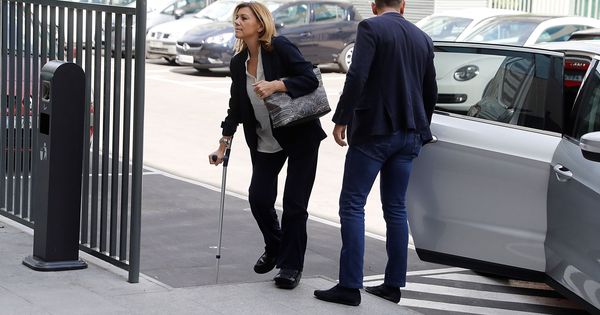 Foto: La exsecretaria general del partido María Dolores de Cospedal a su llegada este jueves a los Juzgados de lo Penal de Madrid. (EFE)