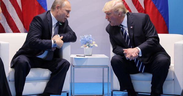 Foto: Vladimir Putin y Donald Trump tras su reunión en la cumbre del G20, en Hamburgo. (Reuters)
