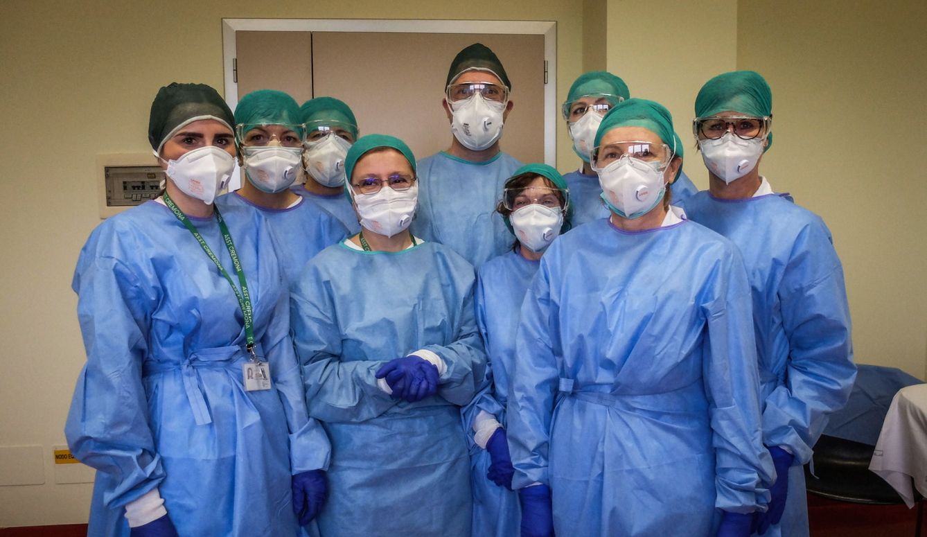 Personal sanitario en un hospital de Cremona, al norte de Italia. (Reuters)