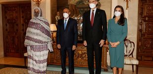 Post de Letizia echa mano de su vestido sevillano como anfitriona del presidente de Mauritania y su mujer