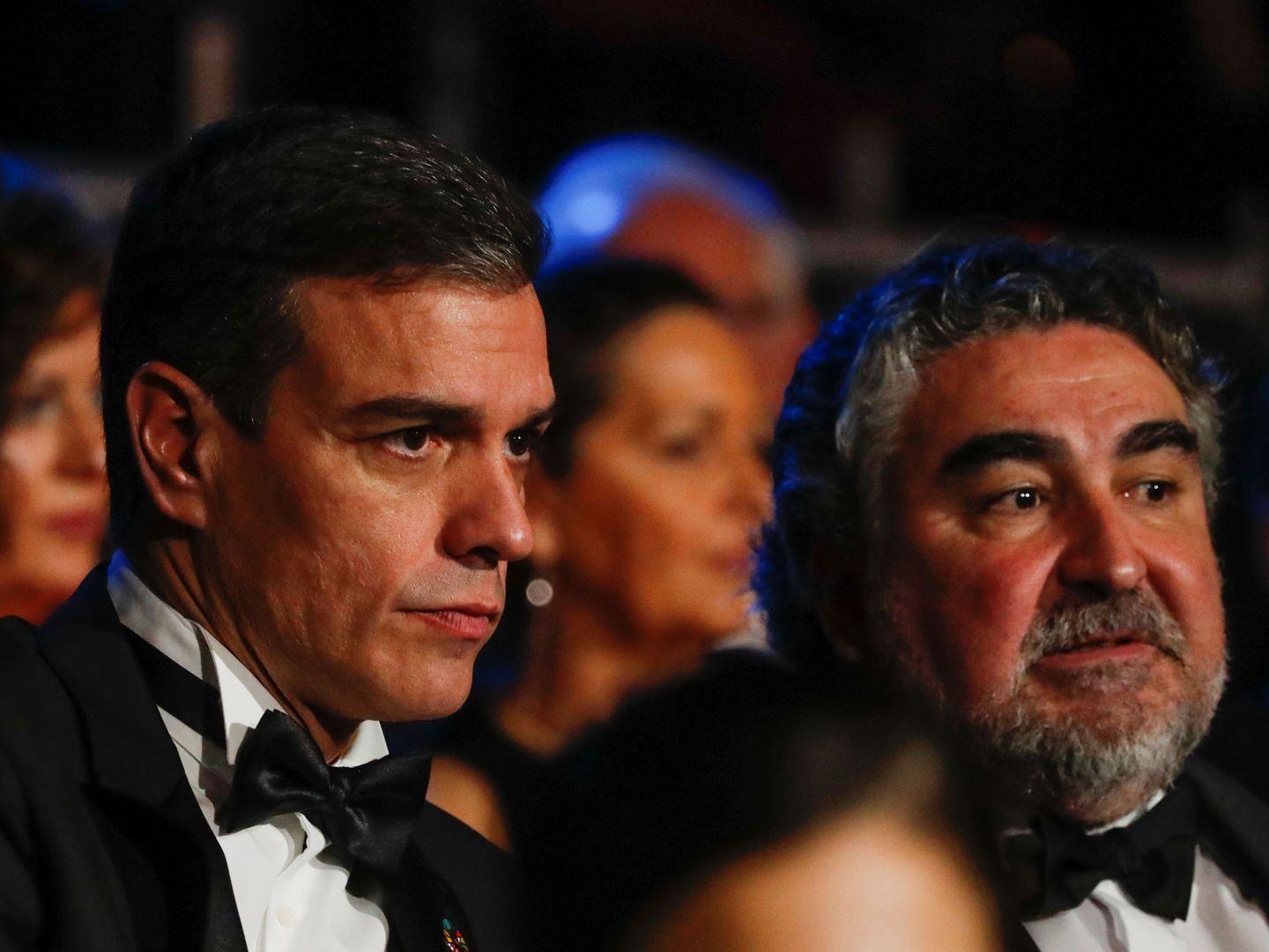 Pedro Sánchez y el ministro de Cultura, José Manuel Rodríguez Uribes, en la última gala de los Premios Goya, el pasado 25 de enero. (Reuters)