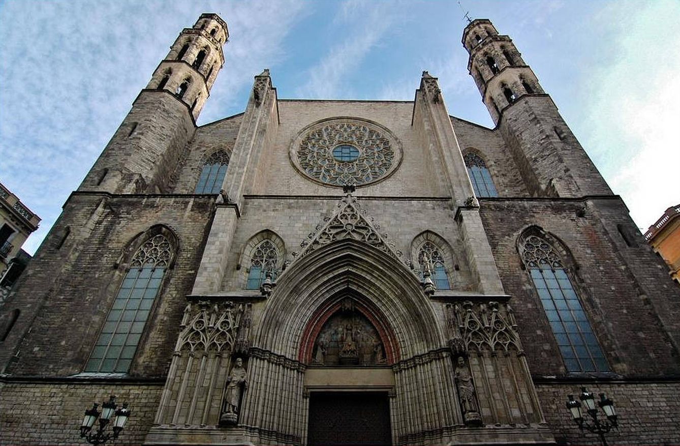 De santa maria. Церковь Святой Марии Барселона. Базилика Санта Марии (Basilica de Santa Maria) Аликанте, Испания..