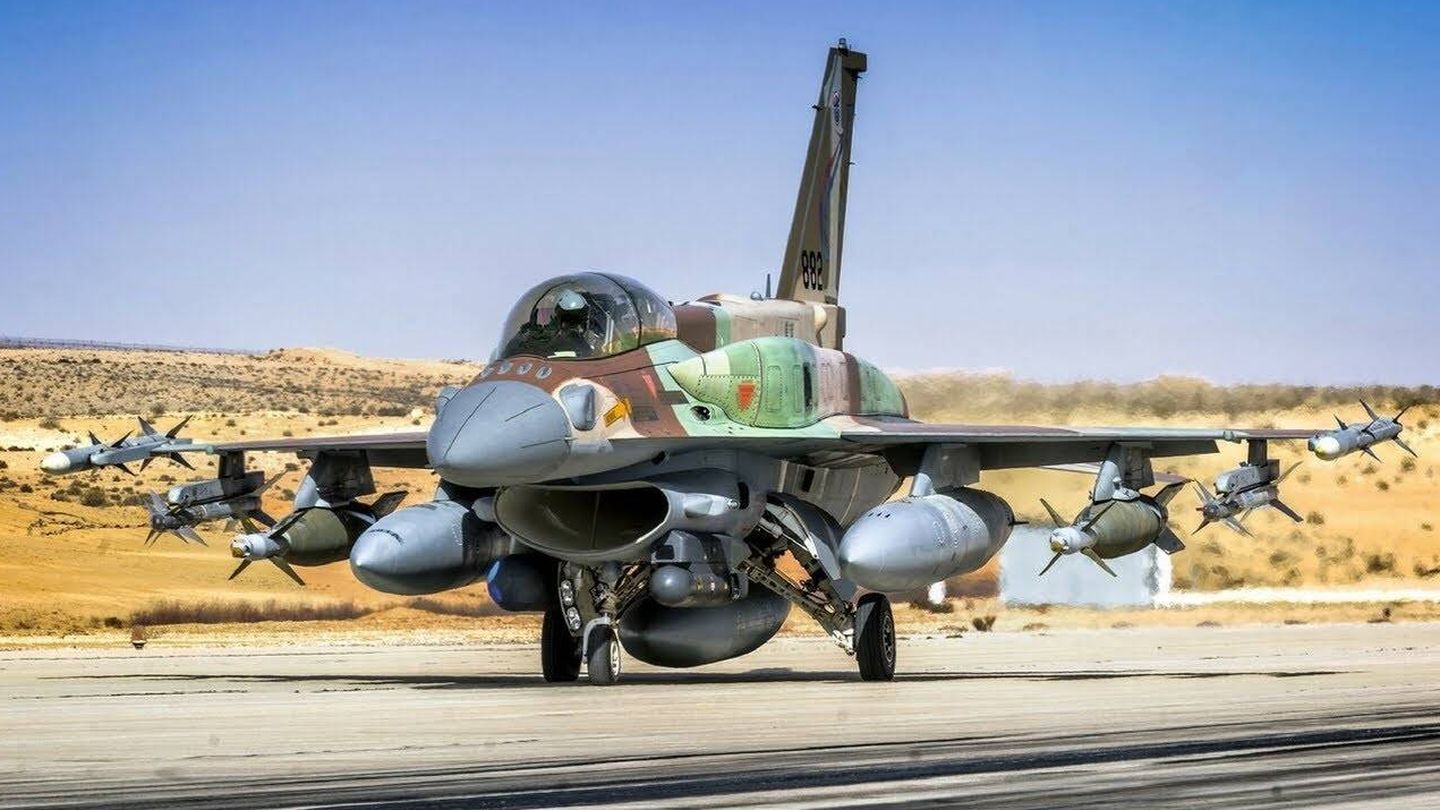 F16 Sufa, cargado con misiles aire-aire y bombas guiadas por láser. (IDF)